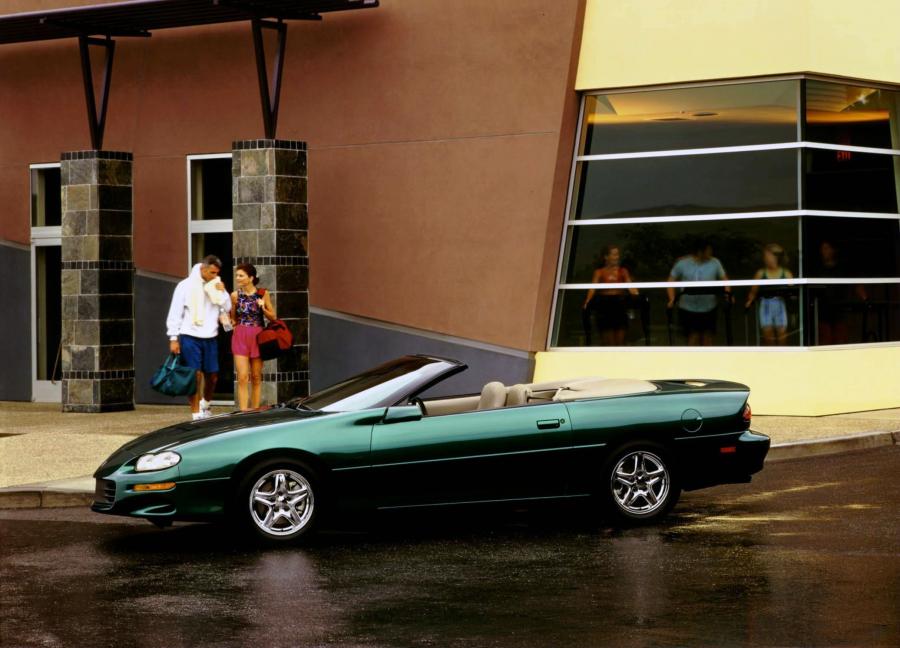  Chevrolet Camaro 1998 года  (фото 33 из 75)
